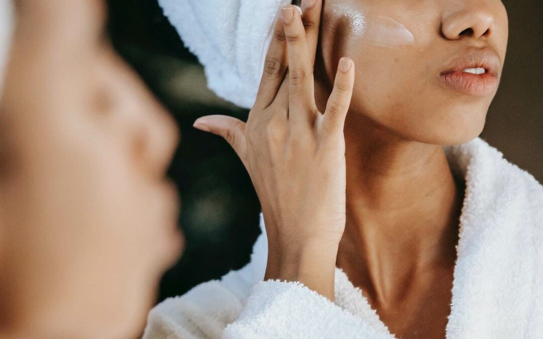 woman looking at the mirror