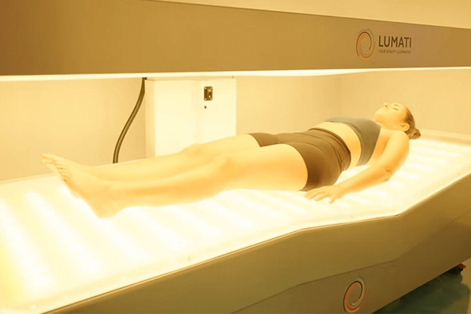 Lumati Yellow Light Skin Lumati PBM bed with green light for wellness