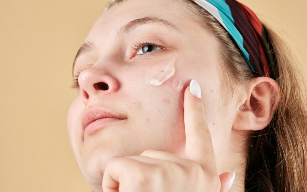 The Role of Non-Surgical Treatments in Achieving Clear Skin